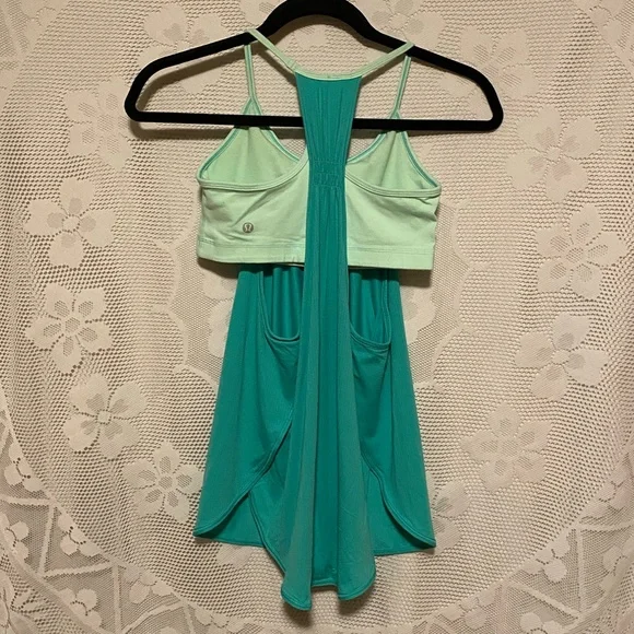 Lululemon Tuck Me In Tank - Picture 3 of 6